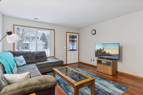 Living - 2085 Gresham Ave N, Oakdale, MN 55128 photo 2 of 5