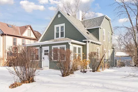 2805 28th Ave S, Minneapolis, MN 55406