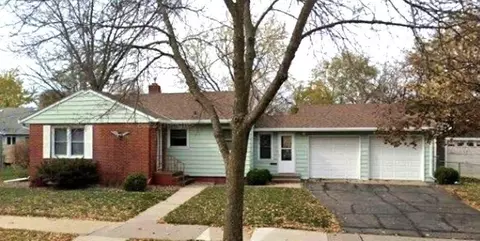 27 22nd Ave S, Saint Cloud, MN 56301