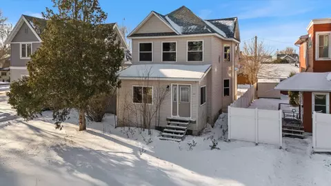 515 S 5th Ave, Virginia, MN 55792