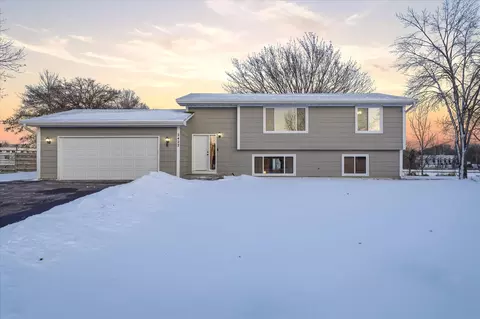 2422 136th Ln NW, Andover, MN 55304
