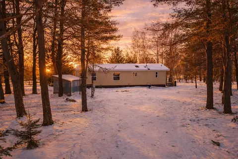 42774 Sand River Rd, Hinckley, MN 55037