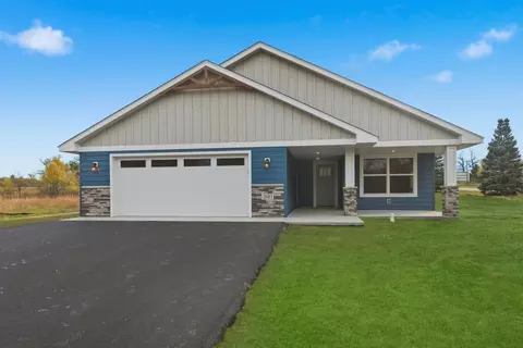 2675 Platinum St, Saint Augusta, MN 56301