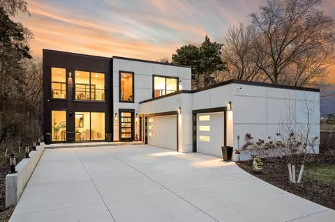 1125 Tyrol Trl, Golden Valley, MN 55416