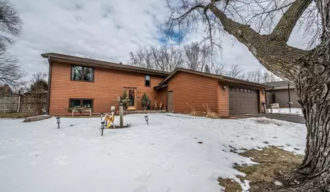 10512 Quebec Rd, Bloomington, MN 55438