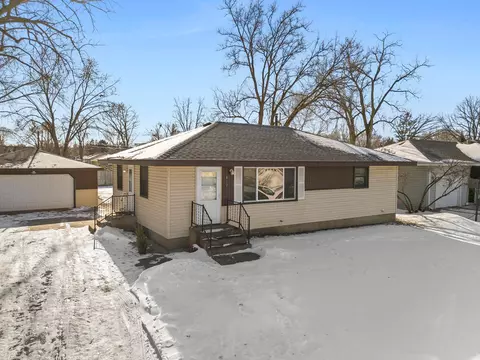 882 Lund Ave NE, Spring Lake Park, MN 55432