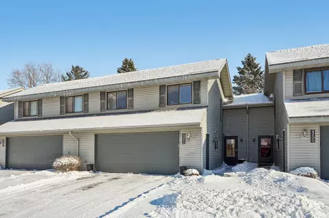 4202 Shirlee Ln N, Shoreview, MN 55126