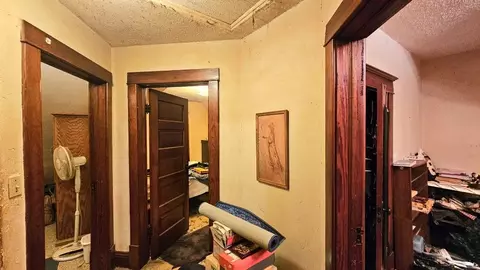 Entry Way - 204 E 1st St, Morris, MN 56267 photo 3 of 3