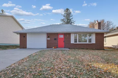 6539 Olympia St, Golden Valley, MN 55427