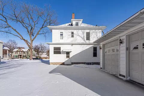 Exterior - 615 5th St NW, Faribault, MN 55021 photo 3 of 7