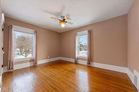 Bedroom - 615 5th St NW, Faribault, MN 55021 photo 5 of 6