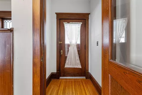 Entry Way - 615 5th St NW, Faribault, MN 55021 photo 1 of 4
