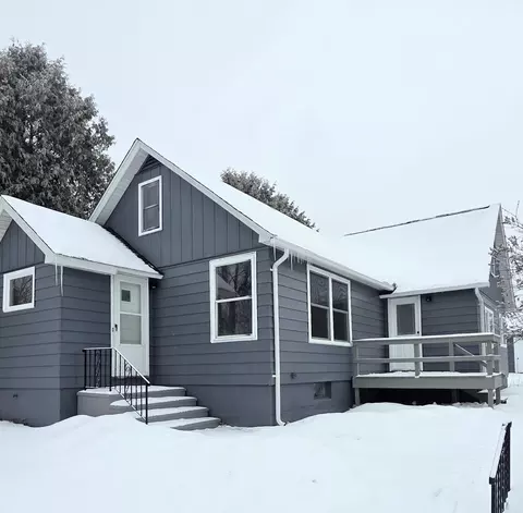 114 Louisiana Ave W, Gilbert, MN 55741