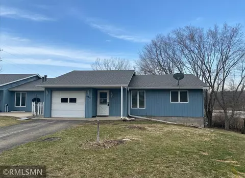 1105 Park St W #3, Cannon Falls, MN 55009