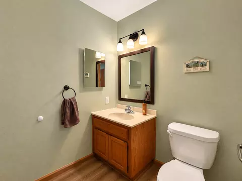 Bath - 6828 Aurora Dr, Akeley, MN 56433 photo 7 of 8