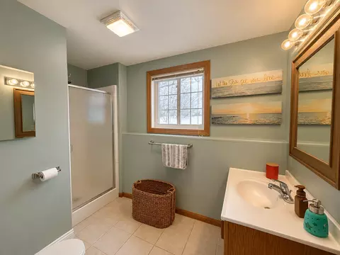 Bath - 6828 Aurora Dr, Akeley, MN 56433 photo 8 of 8