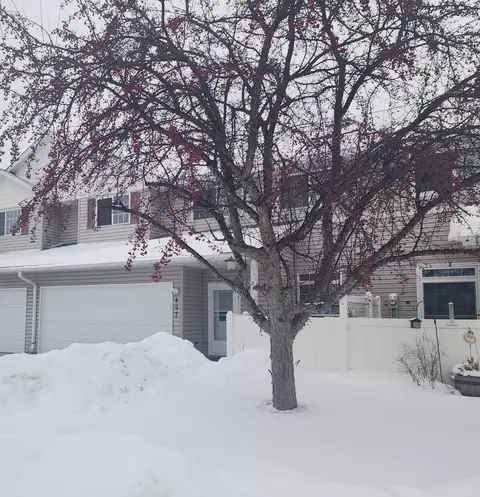 497 19th Pl SE, Cambridge, MN 55008