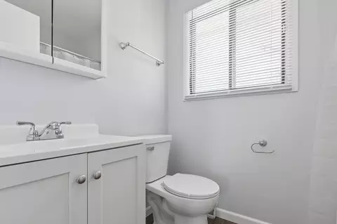 Bath - 130132 25th Ave S, Saint Cloud, MN 56301 photo 2 of 2