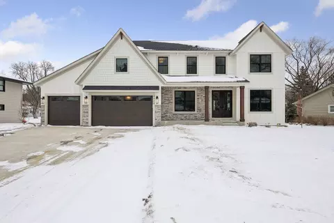 4428 Fondell Dr, Edina, MN 55435