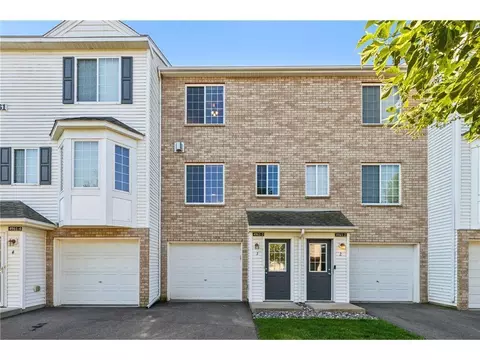 4961 Emmit Dr N #3, Hugo, MN 55038