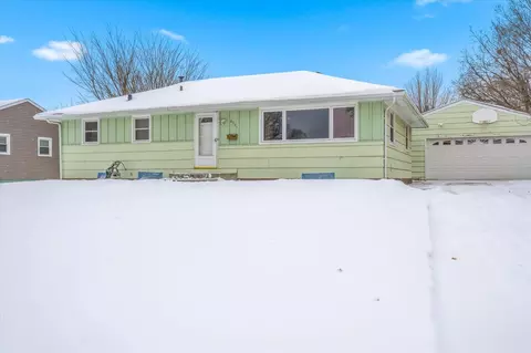 6337 Indiana Ave N, Brooklyn Center, MN 55429