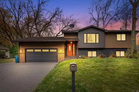 808 3rd Ave SW, Forest Lake, MN 55025