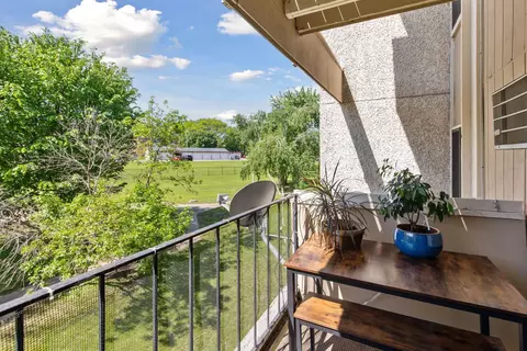 Exterior - 4130 Rahn Rd #209, Eagan, MN 55122 photo 2 of 2