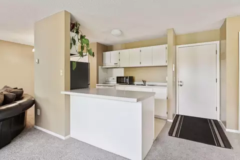 Kitchen - 4130 Rahn Rd #209, Eagan, MN 55122 photo 2 of 7