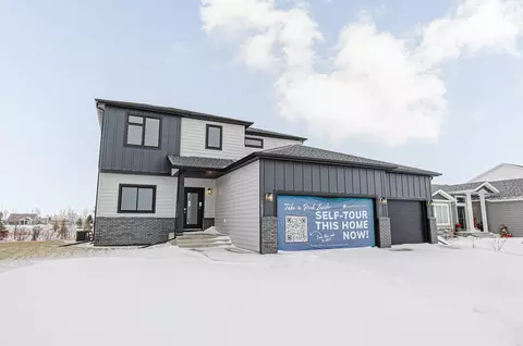 10202 Burgundy Dr, Horace, ND 58047