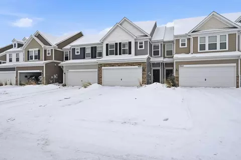 9669 4th Street Ln N, Lake Elmo, MN 55042