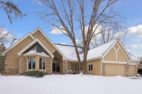 10509 Purdey Rd, Eden Prairie, MN 55347