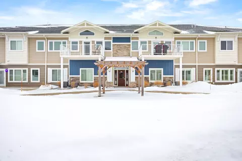 2920 Calico Dr S #G, Fargo, ND 58104