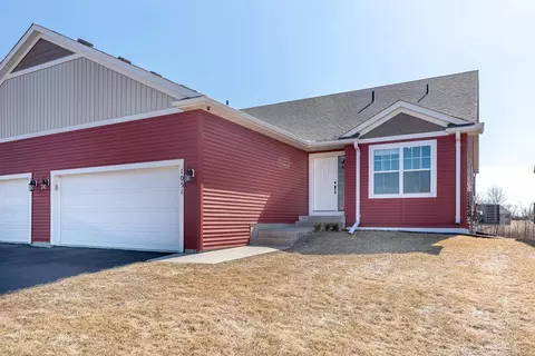 1051 Sakatah Ct, Madison Lake, MN 56063