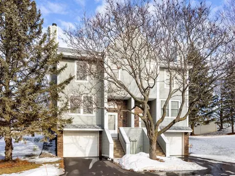 10686 Sherman Dr, Eden Prairie, MN 55347