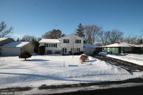 5331 Rhode Island Ave N, New Hope, MN 55428