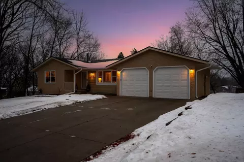 7698 Orchid Ln N, Maple Grove, MN 55311