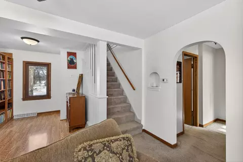 Entry Way - 1901 6th Ave NE, Austin, MN 55912 photo 1 of 4