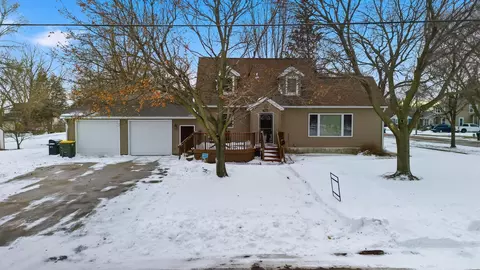 702 9th Ave S, Saint James, MN 56081