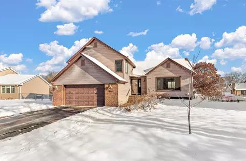 2161 Heron Ave N, Oakdale, MN 55128