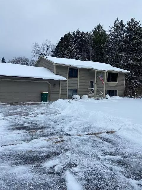 10750 62nd St N, Stillwater, MN 55082