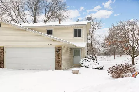 8527 W 97th Street Cir, Bloomington, MN 55438