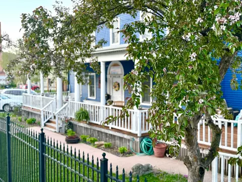 425 Prospect St, Peterson, MN 55962