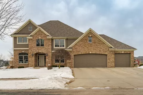 3964 Autumn Lake Ct SW, Rochester, MN 55902