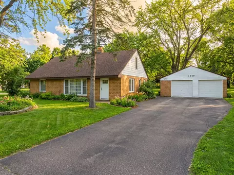 1440 92nd Ave N, Brooklyn Park, MN 55444