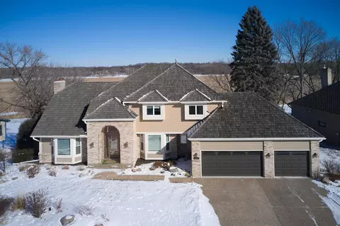 11472 Mount Curve Rd, Eden Prairie, MN 55347