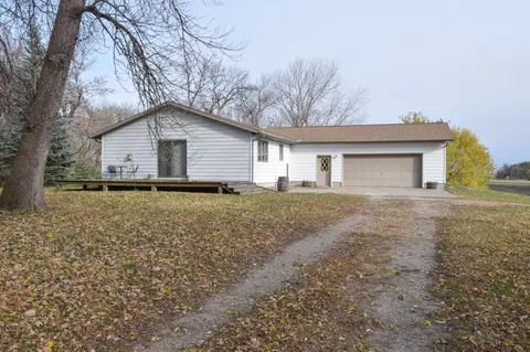 7612 Plum Ave, Brownton, MN 55312