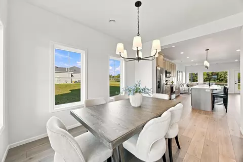 Dining - 4736 Hampton Loop S, Moorhead, MN 56560 photo 3 of 3