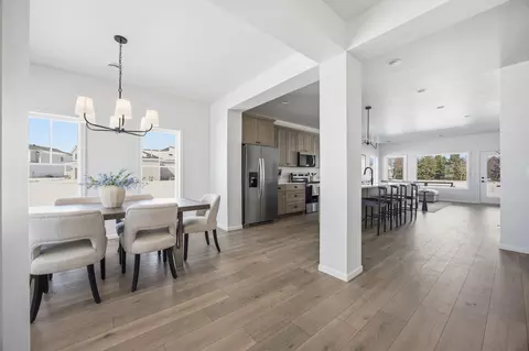 Dining - 4736 Hampton Loop S, Moorhead, MN 56560 photo 2 of 2