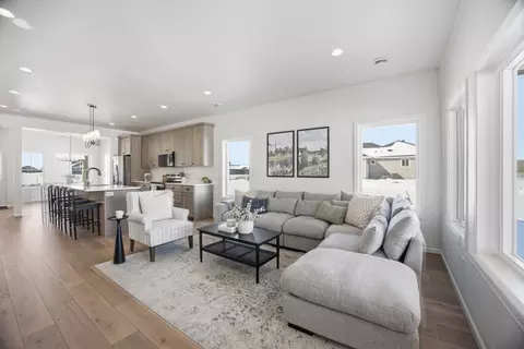 Living - 4736 Hampton Loop S, Moorhead, MN 56560 photo 3 of 3