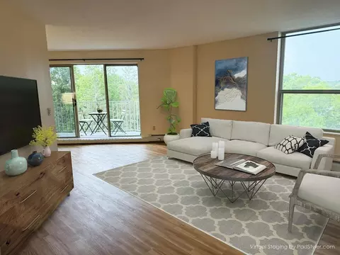 1425 W 28th St #409, Minneapolis, MN 55408